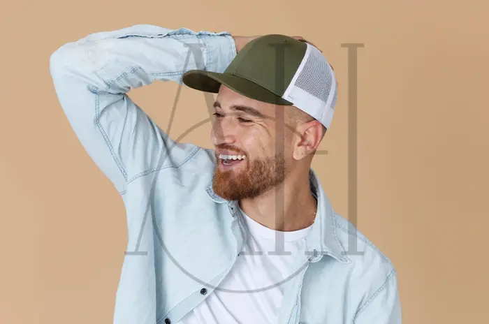 Do-hats-cause-hair-loss