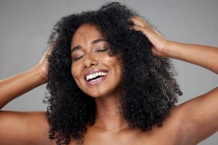 Produkte flokësh të zezakëve për flokë të fortë dhe të shëndetshëm