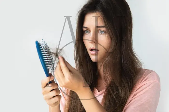 Capire quale ormone causa la caduta dei capelli nelle femmine