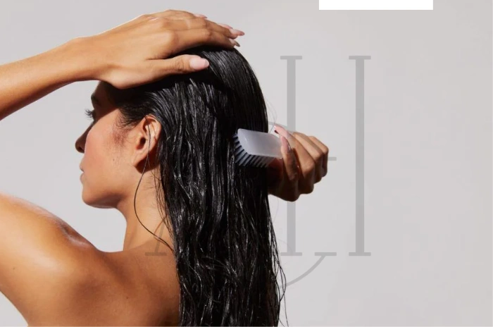 jojoba oil for hair moisture